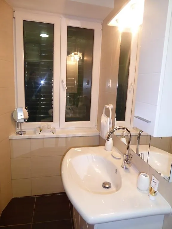 Studio Apartment Mila Split
