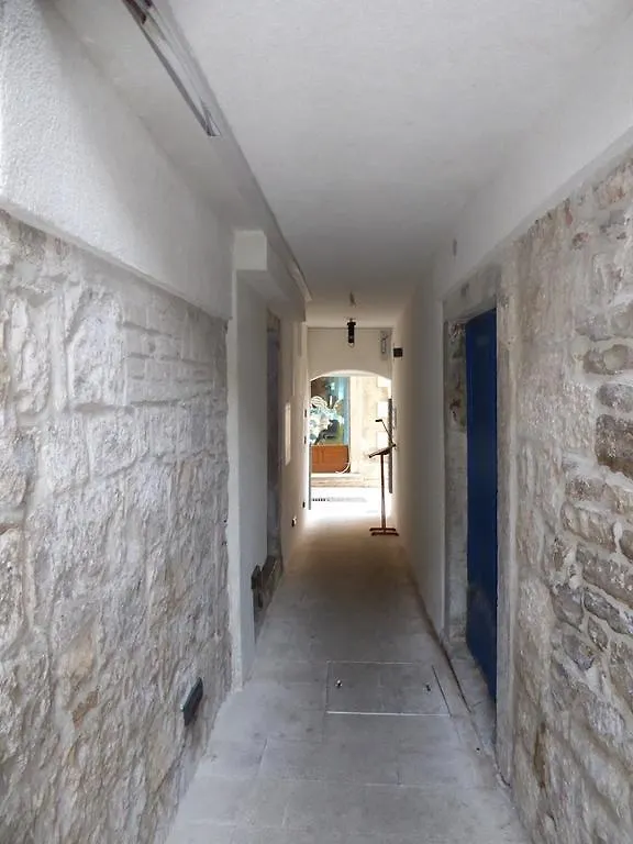 Studio Apartment Mila Split