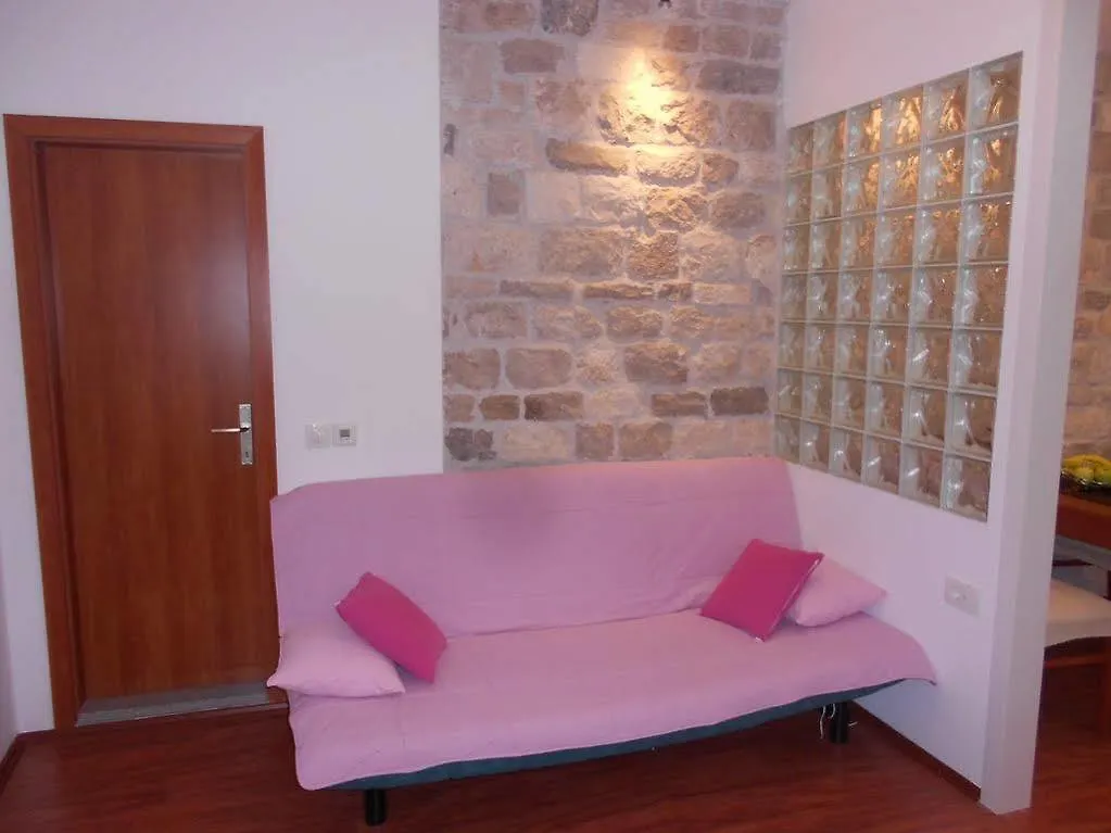 Studio Apartment Mila Split